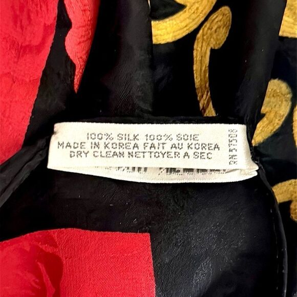 Vtg Linda Allard Ellen Tracy Silk Square Scarf Black Red Gold 35x35” Excellent - Picture 12 of 12